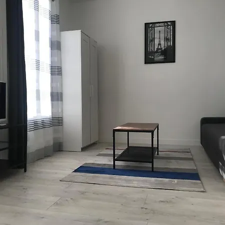 Apartment Moderne Le Bourget