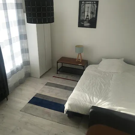 Apartment Moderne Le Bourget